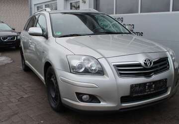 Toyota Avensis 238.090 km 3.777 &euro; Rastede 26180