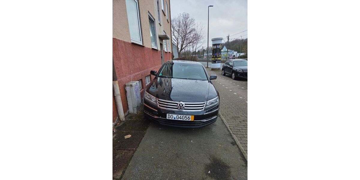 VW Phaeton 221.000 km 7.990 &euro; Dortmund 44339