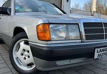 Mercedes-Benz 190 122.000 km 9.900 &euro; Langenau 89129