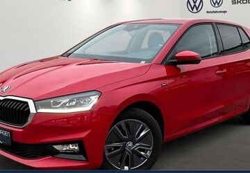 Skoda Fabia 7.583 km 22.899 &euro; Rüdersdorf 15562