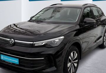 VW Tiguan 13.185 km 37.850 &euro; Hamburg 22111