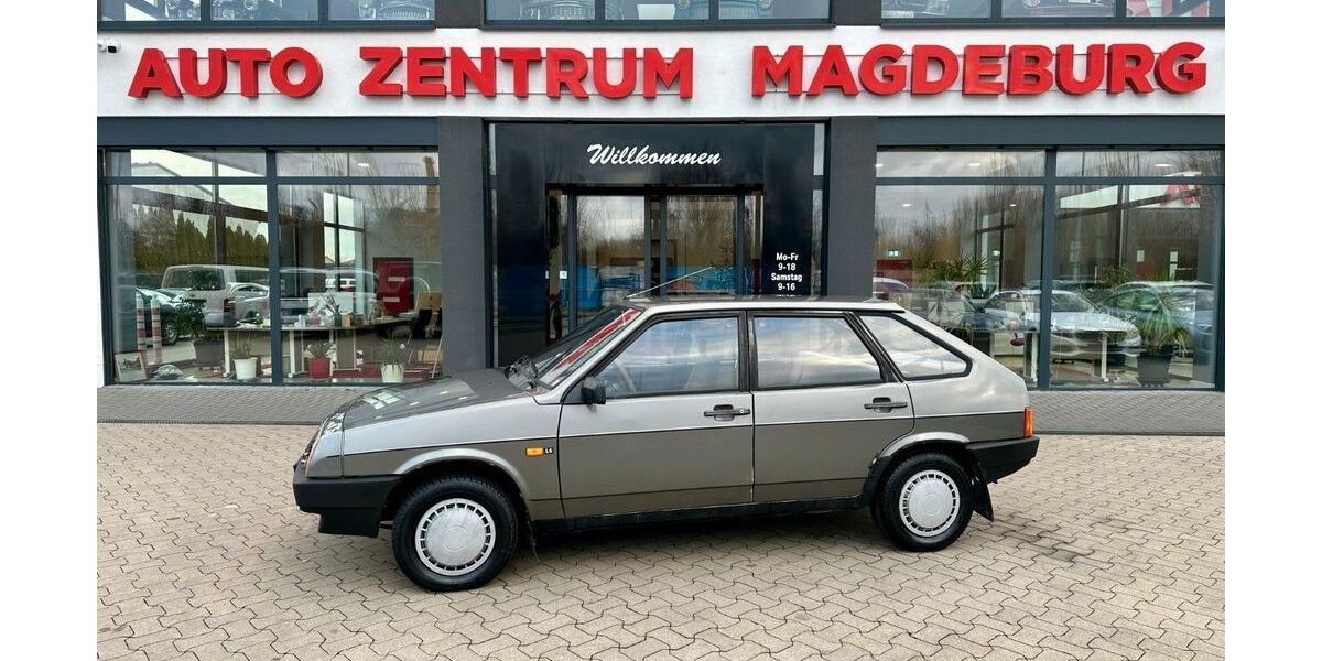 Lada Samara 89.870 km 6.950 &euro; Magdeburg 39112