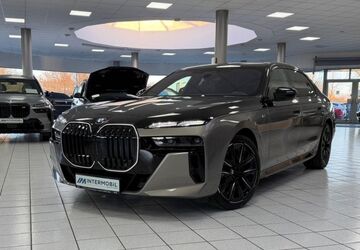 BMW 740 12.235 km 129.990 &euro; Schönefeld / bei Berlin 12529