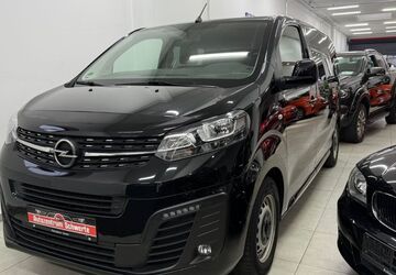 Opel Vivaro 99.000 km 23.499 &euro; Schwerte 58239