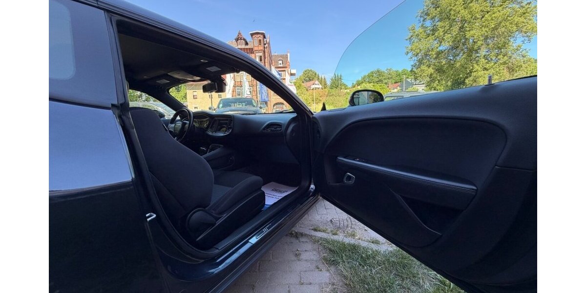 Dodge Challenger 5,7 Hemi R/T 103.200 km 24.990 &euro; Rudolstadt 07407
