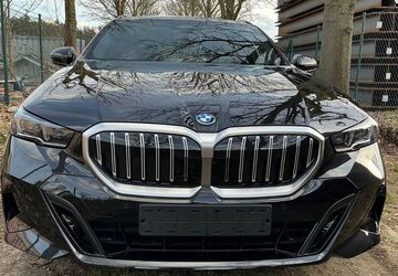 BMW 530 8.500 km 52.900 &euro; Mittenwalde 15749