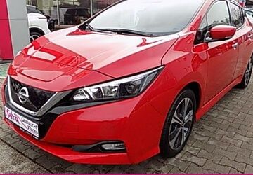 Nissan Leaf 36.660 km 12.990 &euro; München 81677