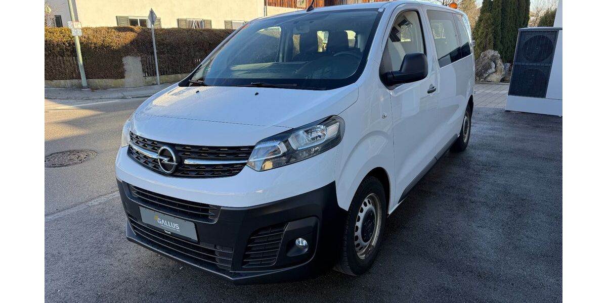 Opel Vivaro 188.600 km 16.990 &euro; München 81827