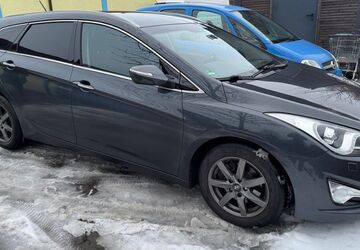 Hyundai i40 197.000 km 5.300 &euro; Mühlheim am Main 63165
