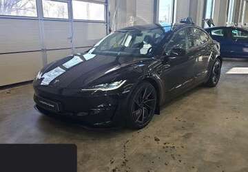 Tesla Model 3 21.383 km 52.700 &euro; Hanau 63457