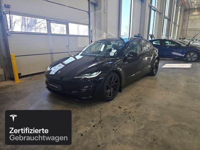 Tesla Model 3 21.383 km 52.700 &euro; Hanau 63457