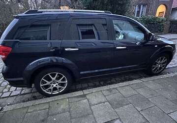 Fiat Freemont 169.000 km 8.900 &euro; Bremerhaven 27576