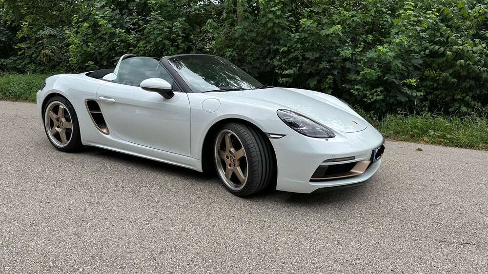 Porsche Boxster 4.000 km 103.990 &euro; Owen-Teck 73277