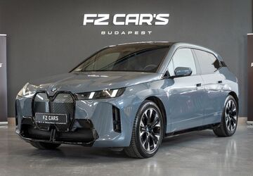 BMW iX 4.054 km 94.831 &euro; Budapest 01037