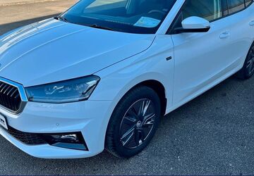 Skoda Fabia 5.000 km 23.790 &euro; Mengen 88512