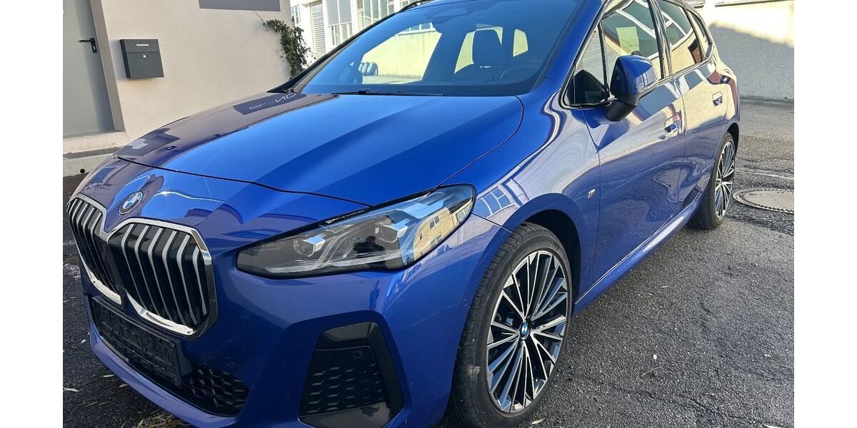 BMW 218 Active Tourer 49.100 km 27.800 &euro; München 80939