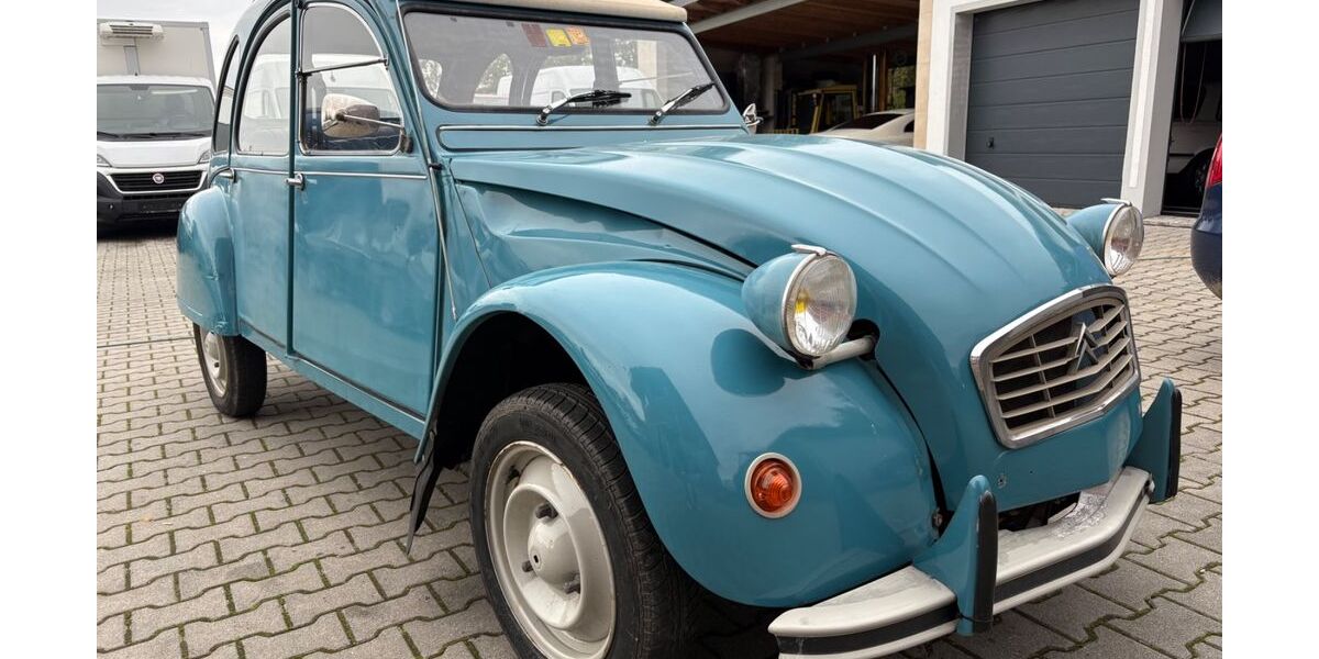 Citroen 2 CV 89.000 km 9.900 &euro; Metten 94526