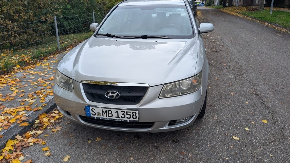 Hyundai Sonata 138.400 km 2.700 &euro; Stuttgart 70173