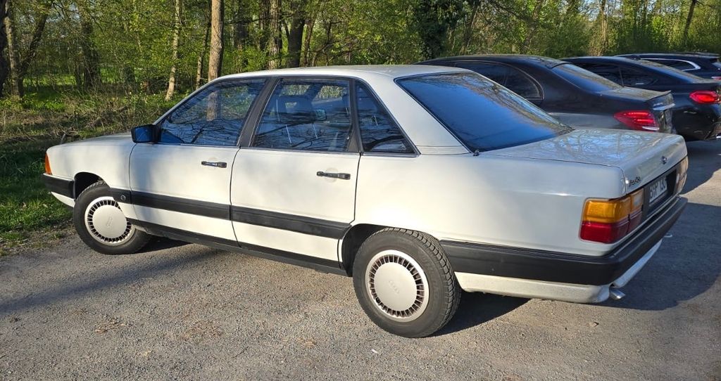 Audi 100 266.700 km 4.400 &euro; Freilassing 83395