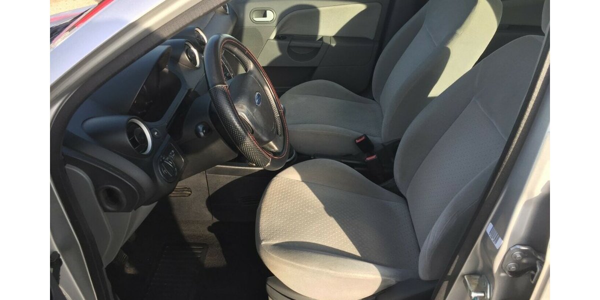 Ford Fiesta Chia, Klima,Tüv Neu! 147.000 km 2.700 &euro; Himmelkron 95502