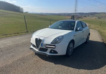 Alfa Romeo Giulietta 155.000 km 8.900 &euro; Hüttlingen 73460