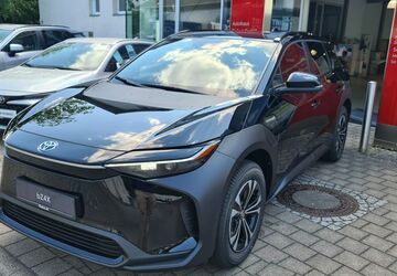 Toyota bZ4X 6.550 km 33.490 &euro; Lauchringen 79787