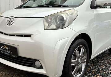Toyota iQ 120.000 km 5.990 &euro; Berlin 13469