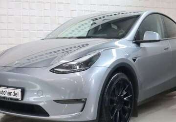 Tesla Model Y 79.275 km 32.890 &euro; Freising 85354