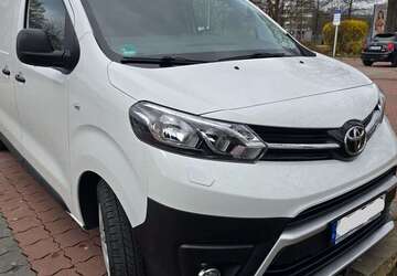 Toyota Proace 88.000 km 16.900 &euro; Augsburg 86169