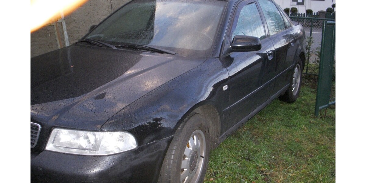 Audi A4 330.000 km 1.900 &euro; Vielank 