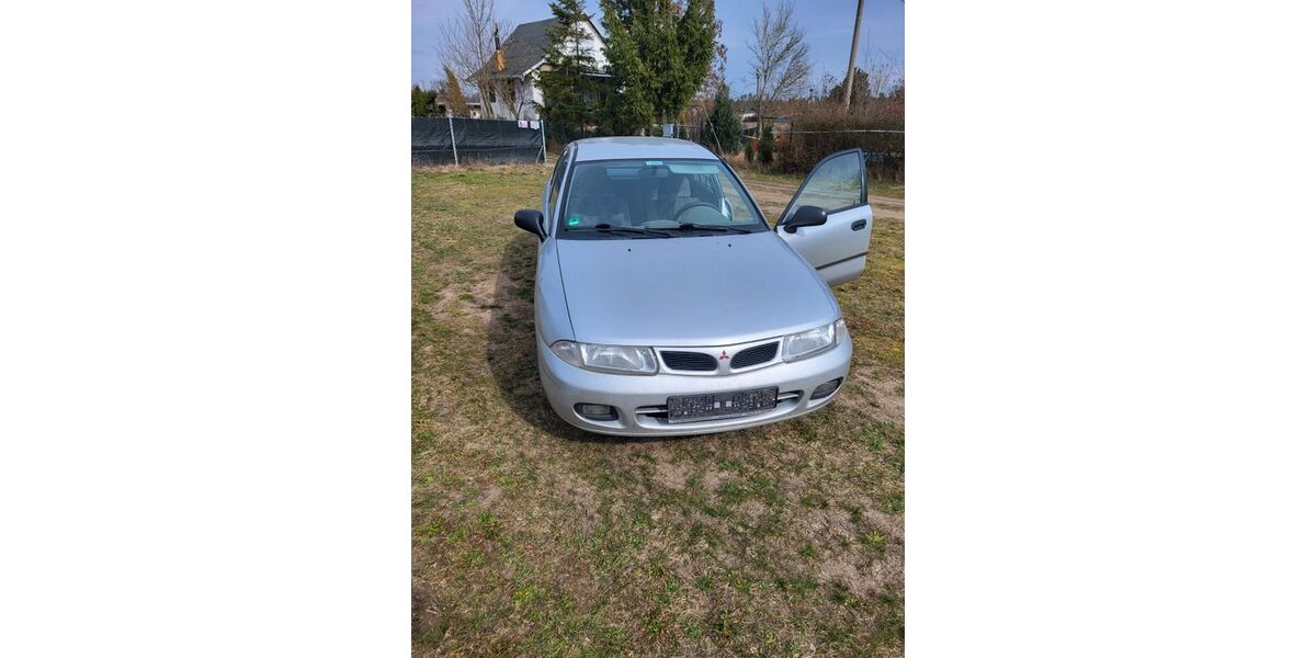 Mitsubishi Carisma 227.000 km 800 &euro; Jessen 06917