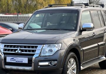 Mitsubishi Pajero 158.000 km 28.900 &euro; Olfen 59399