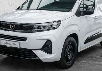 Opel Combo 1.500 km 34.390 &euro; Kaarst 41564