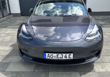 Tesla Model 3 76.000 km 27.800 &euro; Emmerting 84547