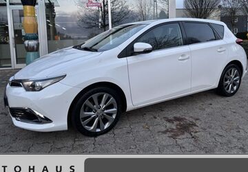 Toyota Auris 88.800 km 12.950 &euro; Kreuztal 57223