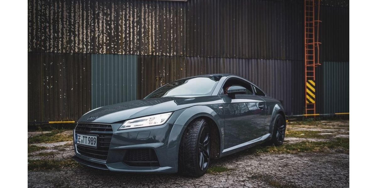 Audi TT 200.000 km 20.900 &euro; Marl 45770