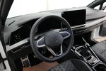 VW Golf VIII Variant 1.5 TSI R-Line LED+KAMERA+ACC 29.466 km 26.700 &euro; Hagenow 19230