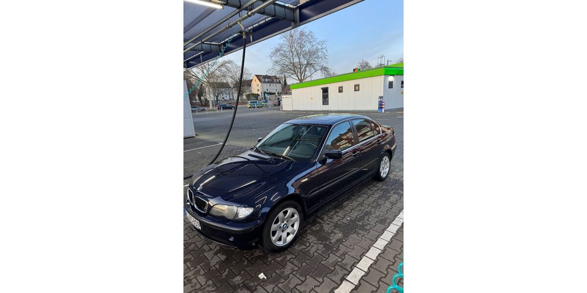 BMW 316 220.000 km 2.390 &euro; Gelsenkirchen 45892
