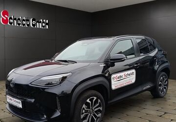 Toyota Yaris Cross 3.500 km 27.977 &euro; Schiffweiler 66578