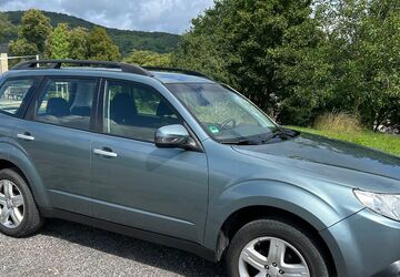 Subaru Forester 98.400 km 11.900 &euro; Klingenmünster 76889