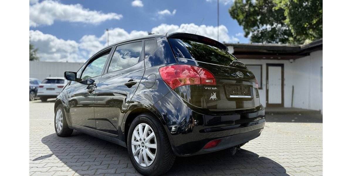 Kia Venga Vision / Klima / Navi / AHK / Pano / LPG 130.000 km 6.200 &euro; Mönchengladbach 41066