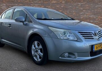 Toyota Avensis 110.918 km 8.499 &euro; Emmen 