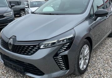 Renault Clio 23.009 km 17.390 &euro; München 81829