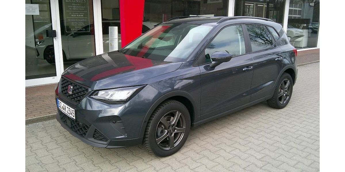 Seat Arona 3.000 km 29.500 &euro; Steinigtwolmsdorf 01904