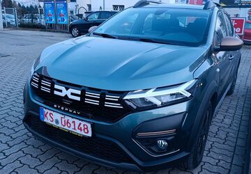 Dacia Sandero 23.600 km 15.999 &euro; Kassel 34125