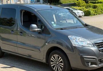 Peugeot Partner 79.663 km 8.990 &euro; Alsdorf 52477