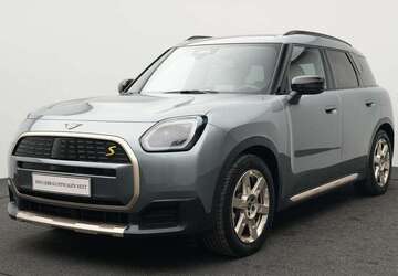 Mini Countryman SE All4 25.923 km 38.205 &euro; München 80788