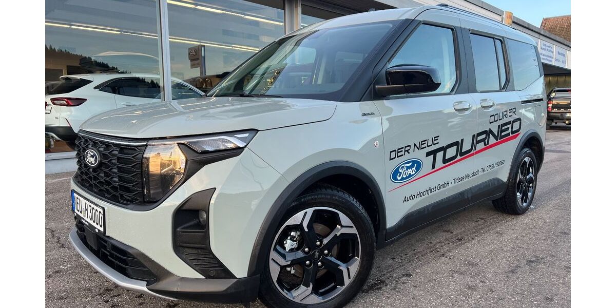 Ford Tourneo Courier 7.000 km 24.500 &euro; Titisee Neustadt 79822
