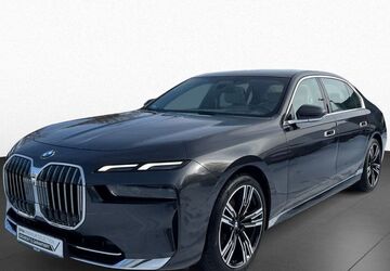 BMW 740 66.884 km 85.850 &euro; Höxter / Stahle 37671