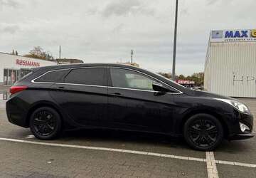 Hyundai i40 215.000 km 4.500 &euro; Duisburg, Stadt (Nordrhein-Westfalen) 47055